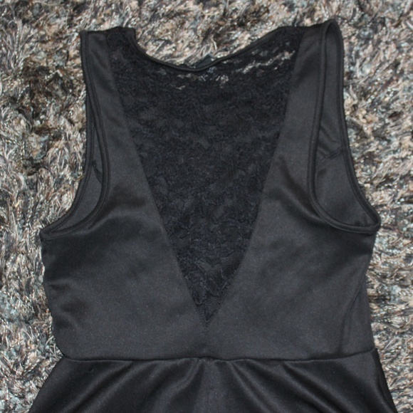 Forever 21 Lace Peplum Top Black Small - Picture 5 of 6